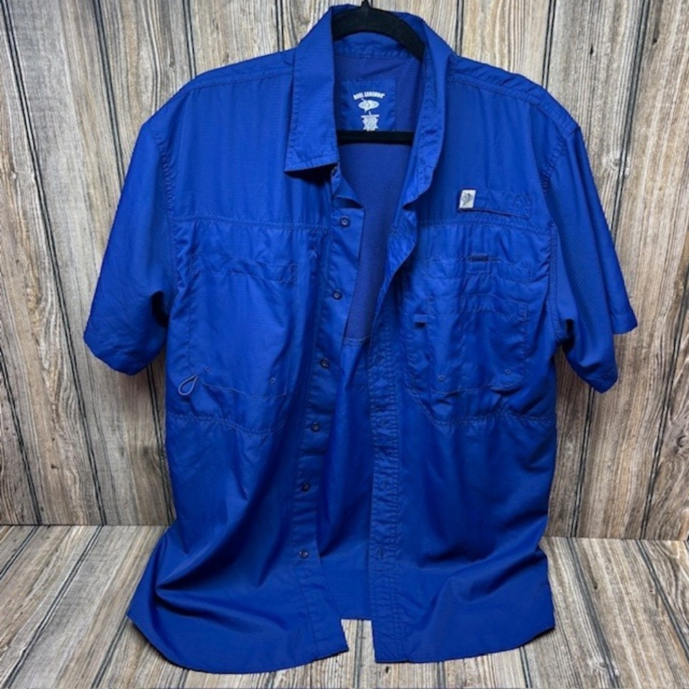 Reel Legends Mens Blue Fishing Shirt Short Sleeve Ventilated Pockets Large